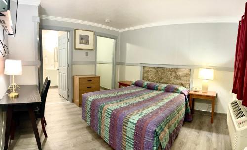 Emerald Best Motel - photo 2
