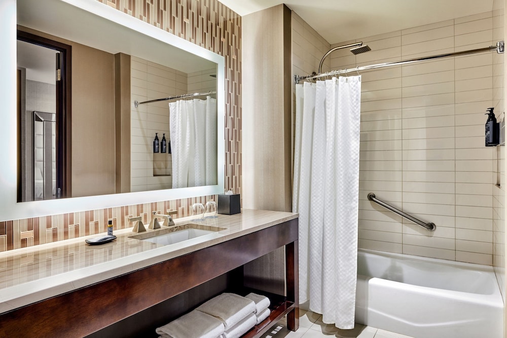 The Westin Phoenix Downtown - photo 21