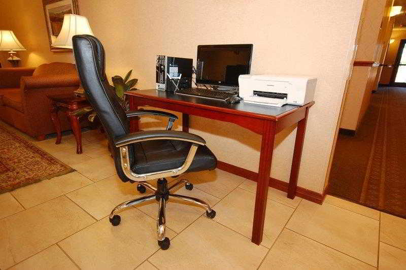 Franklin Inn & Suites - photo 7