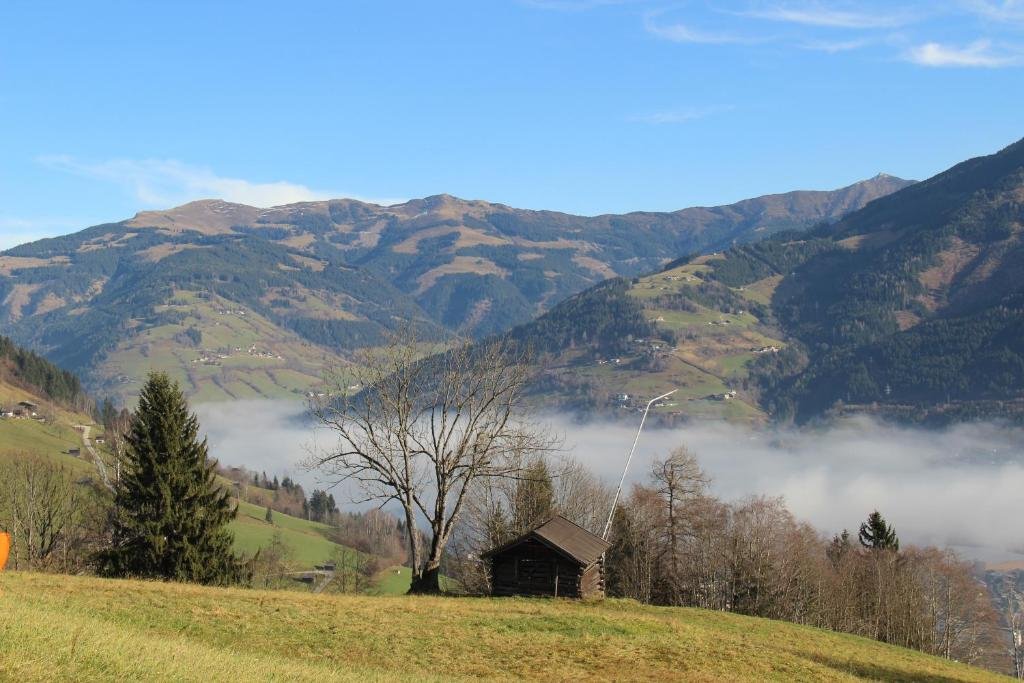 Ferienwohnung Mitterleithengut — 4-Star Luxury Hotel in Zell Am See, Austria