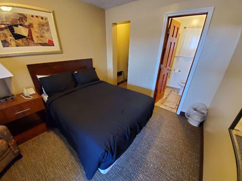 Jefferson Hills Motel - photo 49