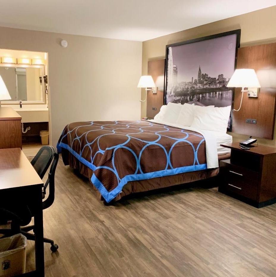 Super 8 By Wyndham Cookeville — Cookeville