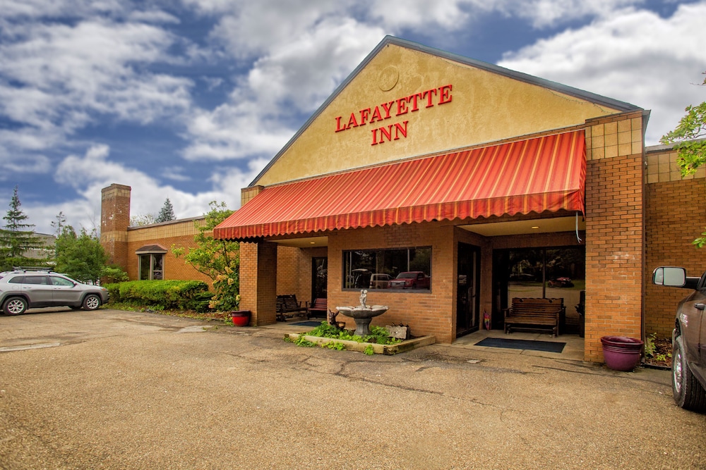 Lafayette Inn - photo 44