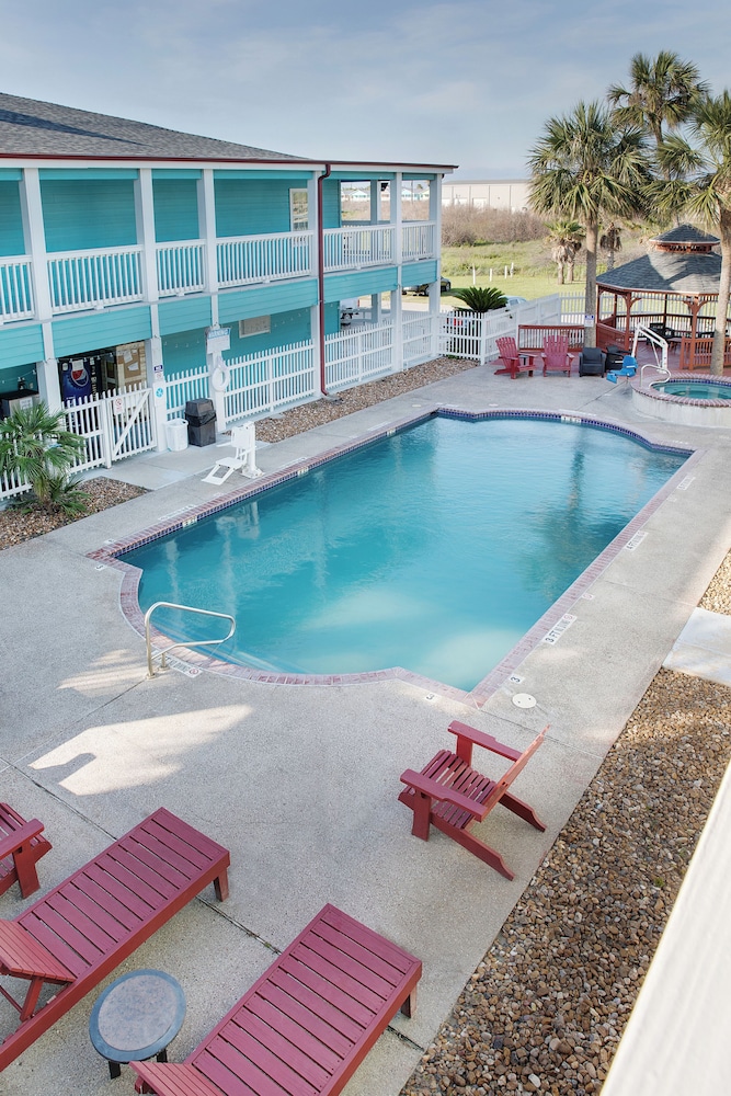 Plantation Suites & Conference Center - photo 35