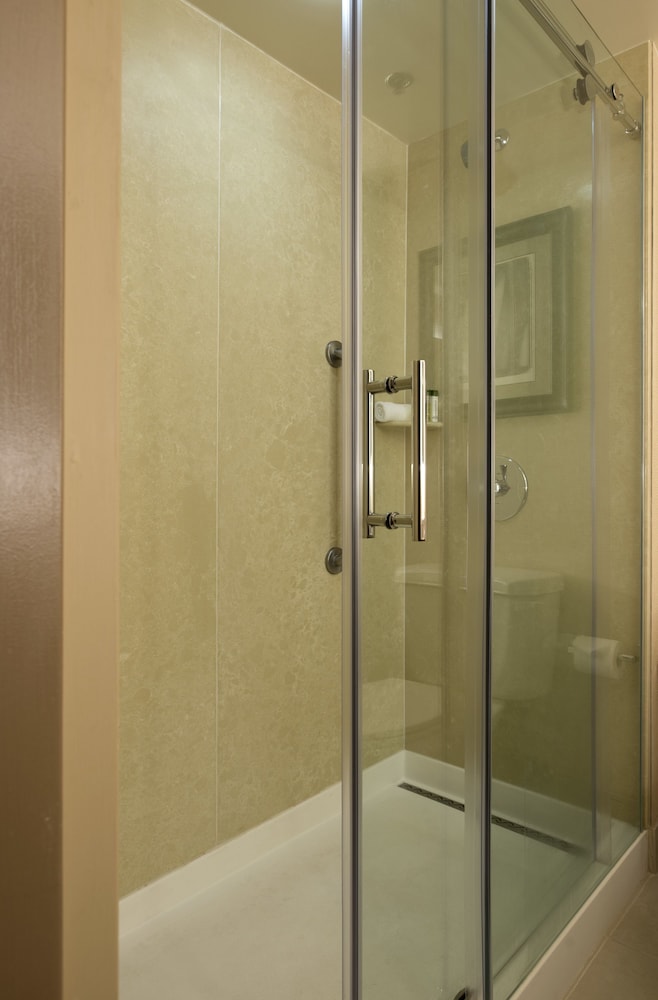 DoubleTree by Hilton Boston North Shore - photo 19