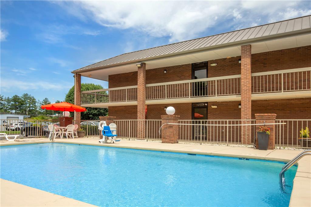Quality Inn Mount Airy Mayberry - photo 26