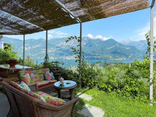Antico Torchio Apartment — 4-Star Luxury Hotel in Vassena, Italy