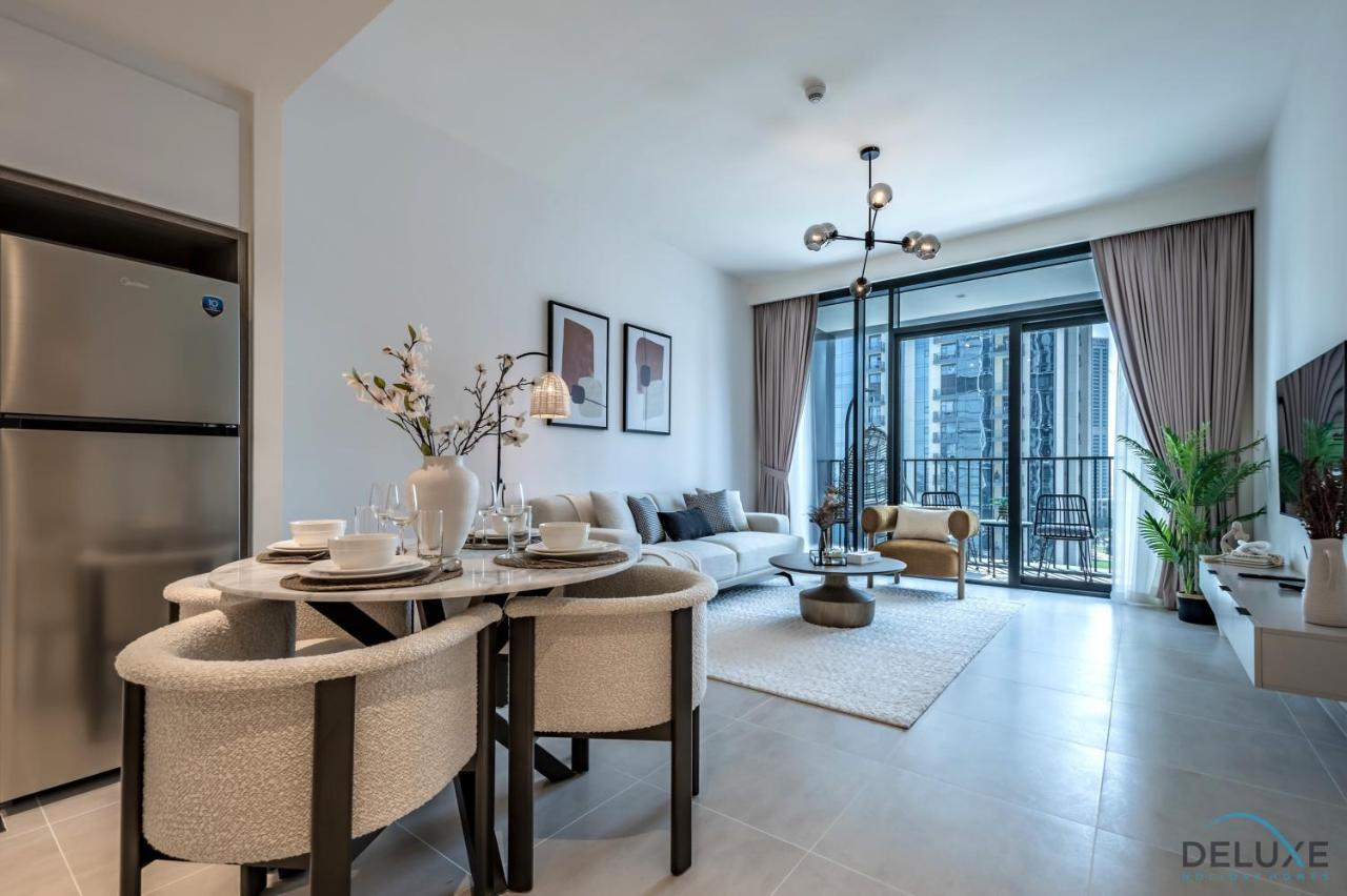 Beautiful 1BR in Creek Edge Tower 2 Dubai Creek Harbor by Deluxe Holiday Homes — 4-Star Luxury Hotel in Dubai, United Arab Emirates