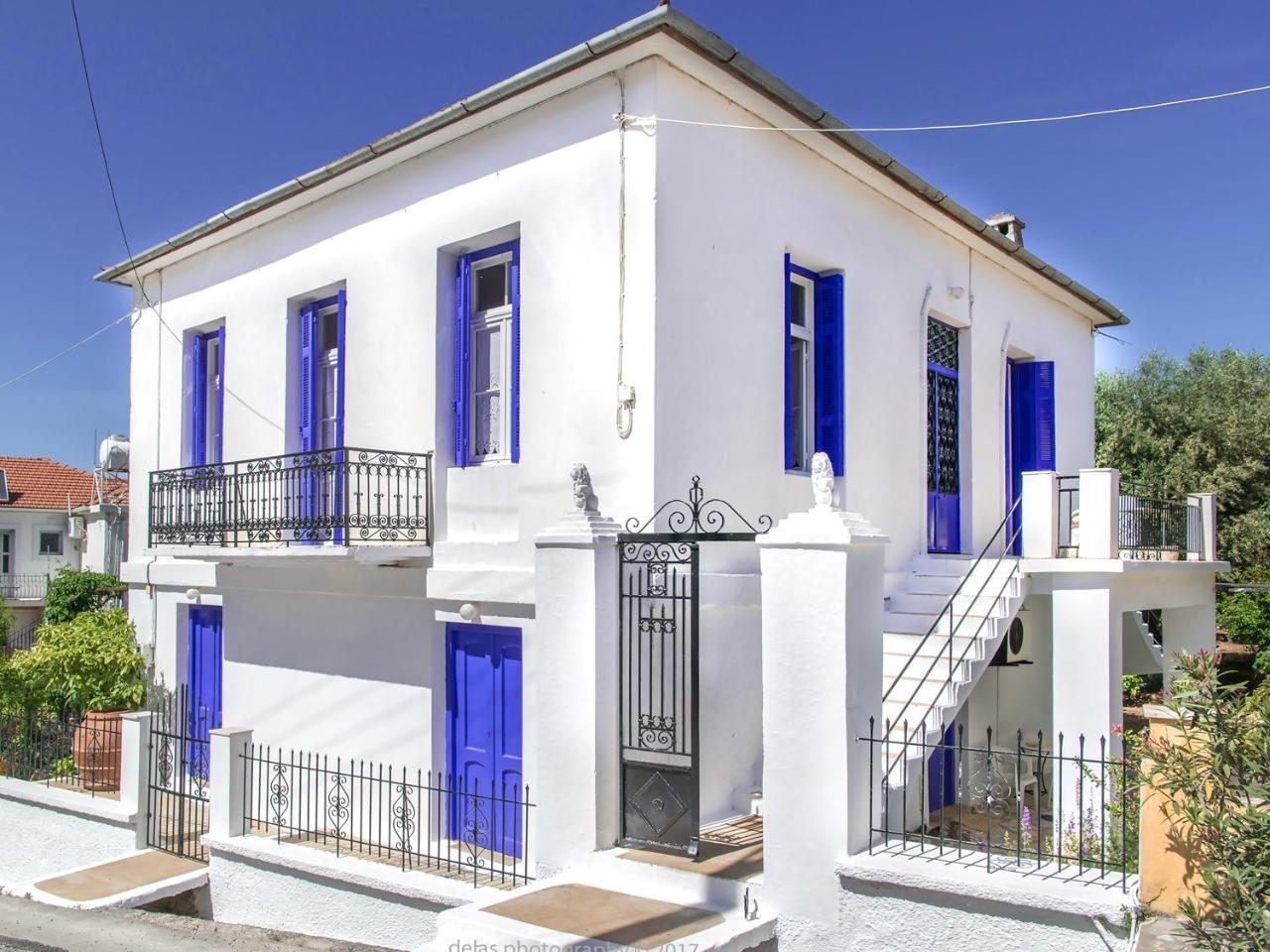 Anticlea II — 4-Star Luxury Hotel in Vathy, Greece