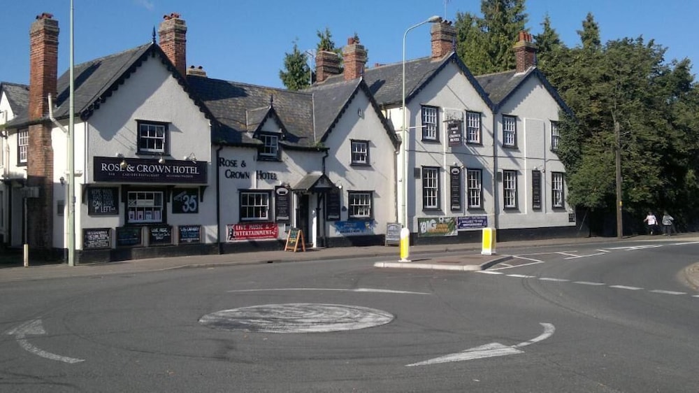 Rose and Crown Hotel — hotel in Haverhill
