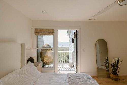 The Windseeker An Oceanfront Retreat in Wrightsville Beach, United States