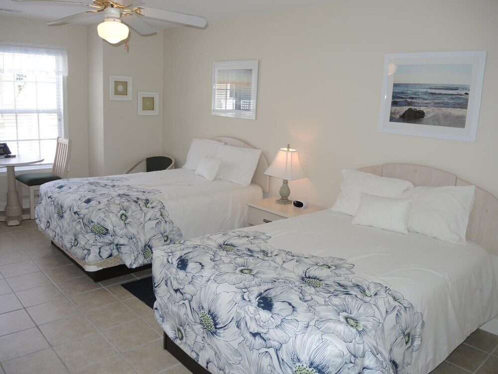 Studio Home 2909L at Brunswick Plantation Resort and Golf with Outdoor Pool Onsite by RedAwning - photo 3