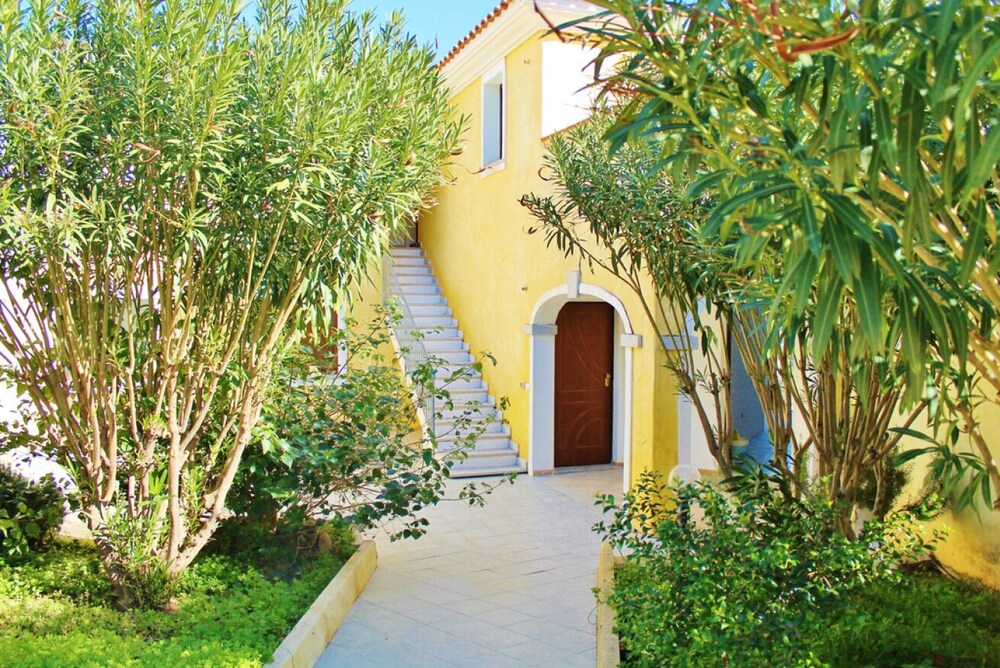 Hotel Sa Rocca - carbon neutral hotel in Posada