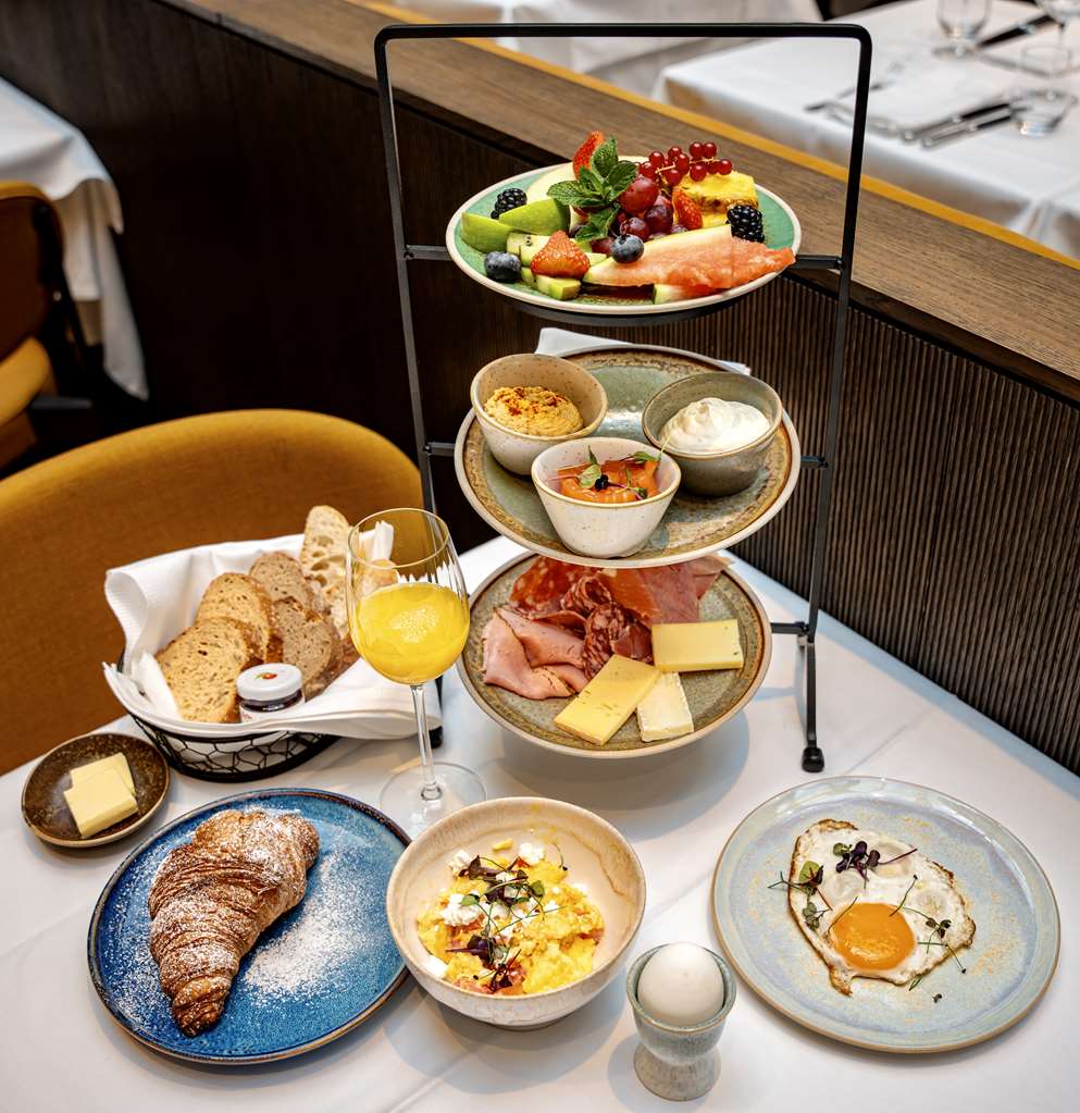 Telegraphenamt Breakfast