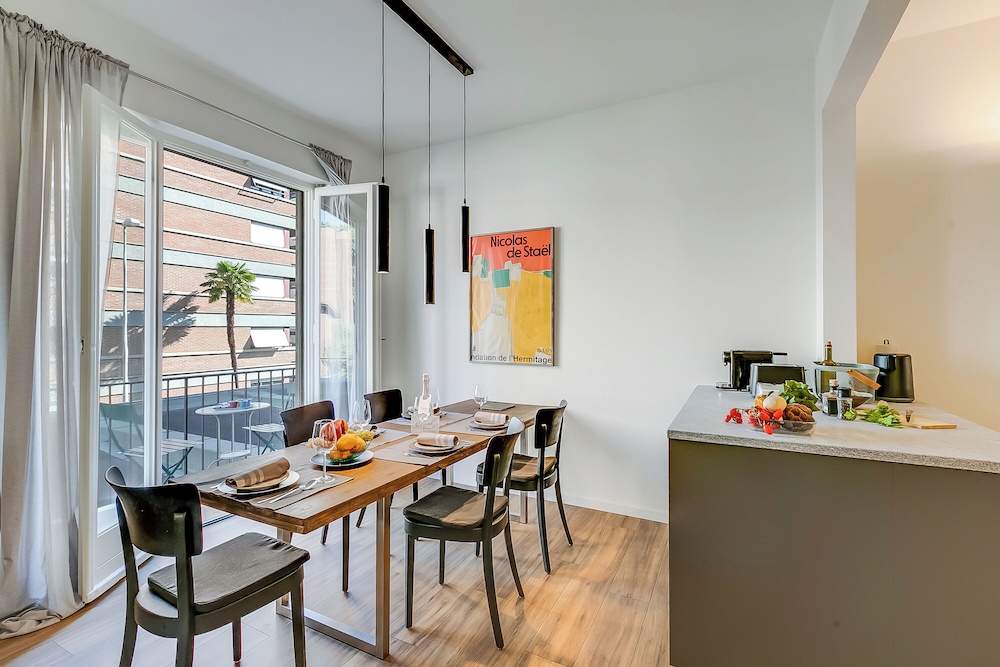 Elegant Apartment — 4-Star Luxury Hotel in Lugano, Switzerland