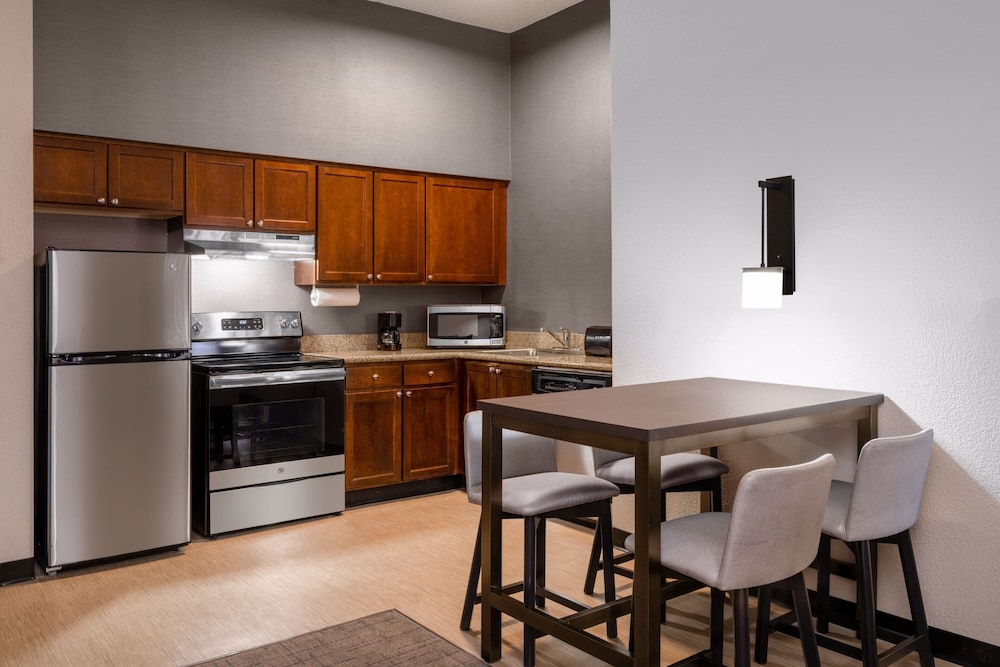 Residence Inn by Marriott Chicago Oak Brook - photo 12