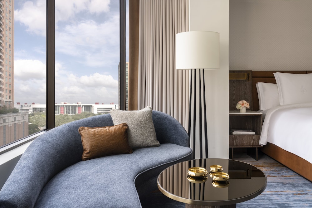 Four Seasons Hotel Houston - photo 40