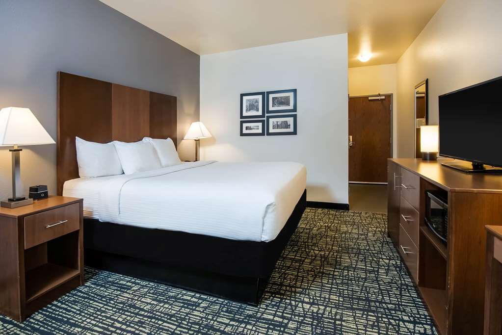 La Quinta Inn & Suites by Wyndham Morgantown - photo 33
