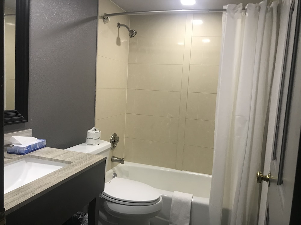 Alamar Resort Inn - photo 30