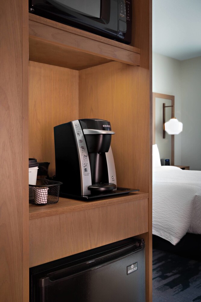 Fairfield Inn & Suites by Marriott Fayetteville - photo 8