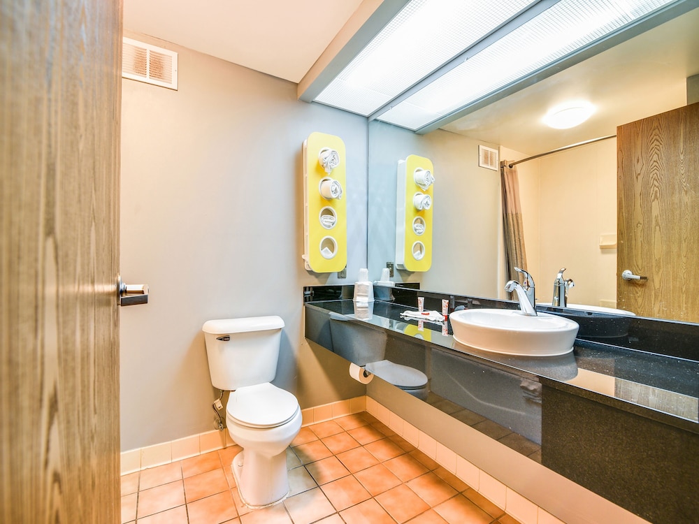 OYO Townhouse Inn Jacksonville near Little Rock Air Force Base - photo 22