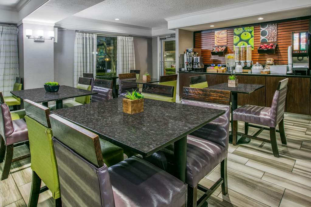 La Quinta Inn by Wyndham Dallas Uptown - photo 88