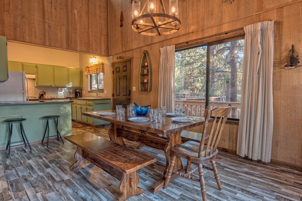 Lynx Lane 3 in Bend, United States