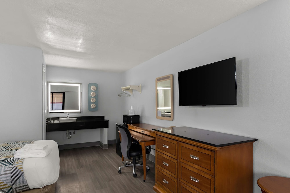 Motel 6 Bangor - photo 5