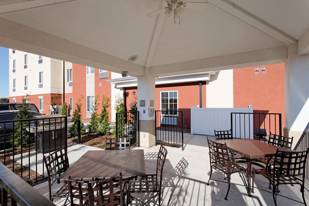 Candlewood Suites Cape Girardeau by IHG - photo 63