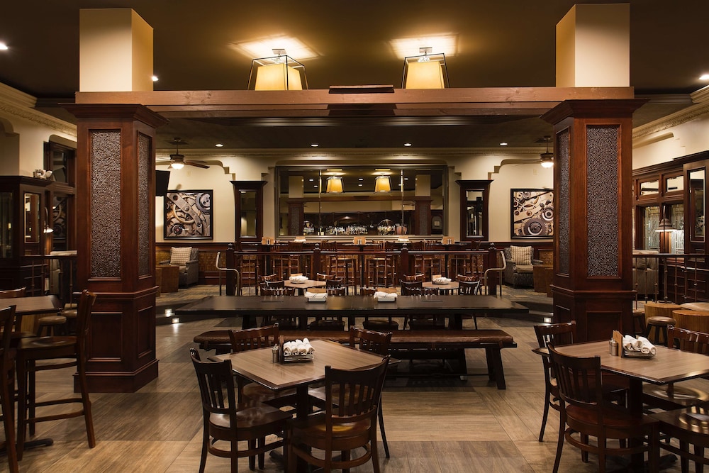 Embassy Suites by Hilton San Francisco Airport Waterfront - photo 5