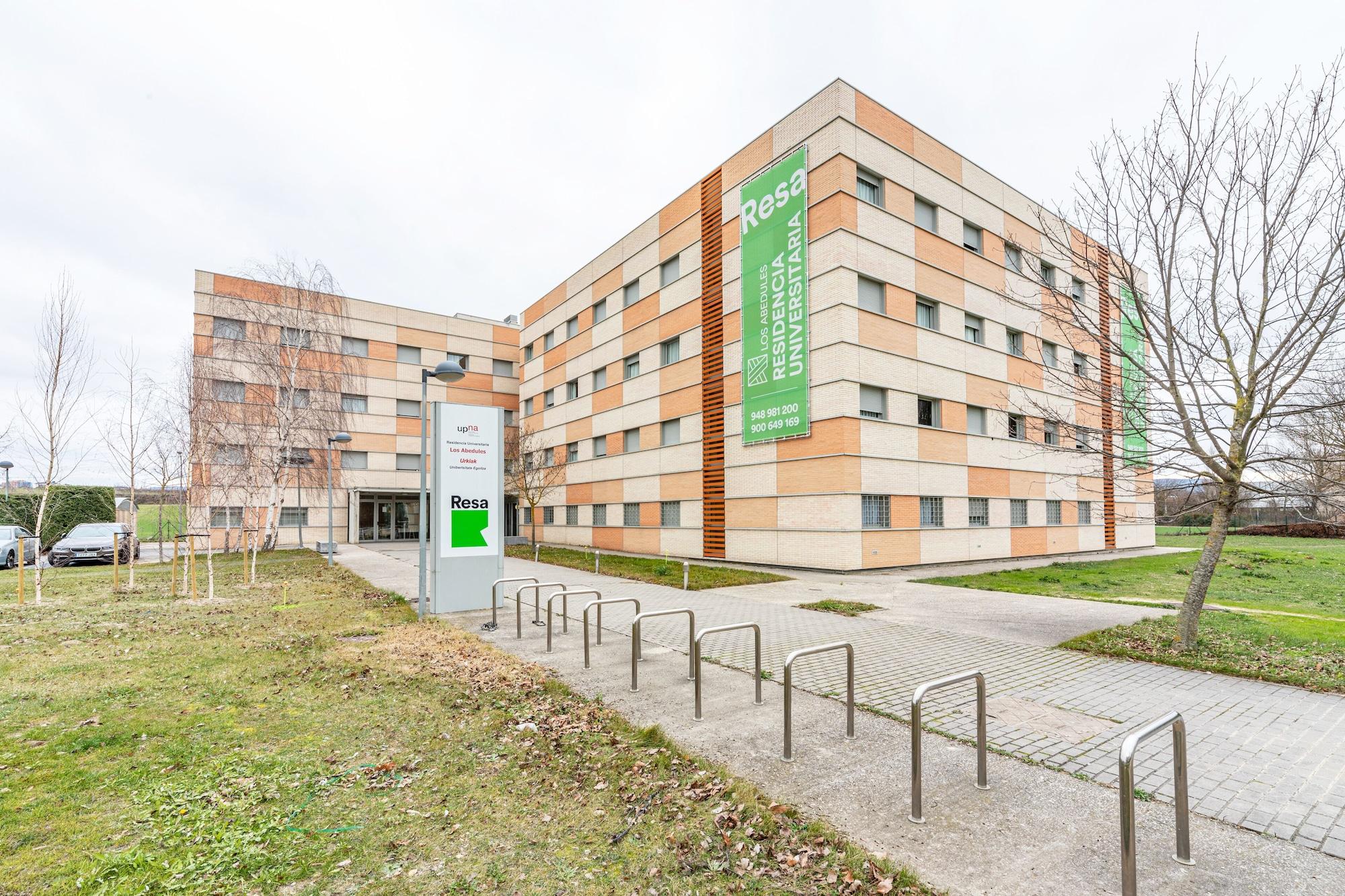 Albergue Residencia Universitaria Resa Los Abedules Campus Accomodation in Pamplona, Spain