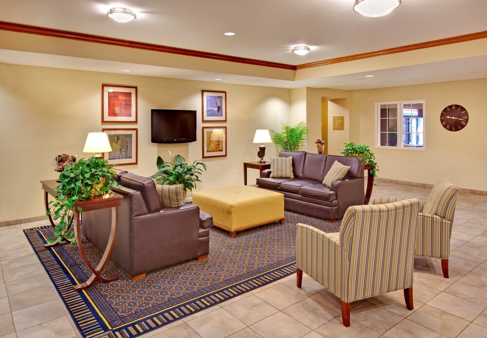 Candlewood Suites Williston by IHG - photo 36