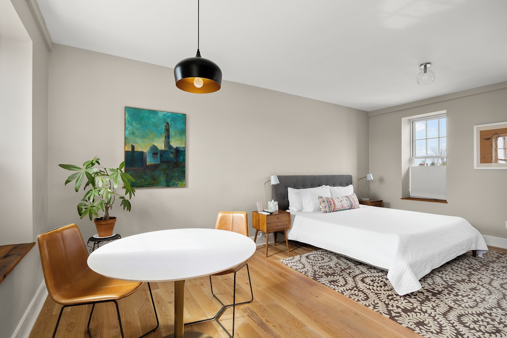 Howard Hotel - photo 20