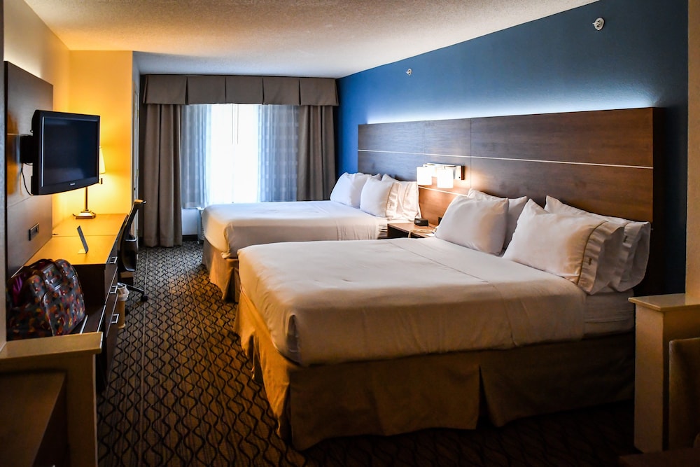 Holiday Inn Express Hotel & Suites Concord by IHG - photo 8
