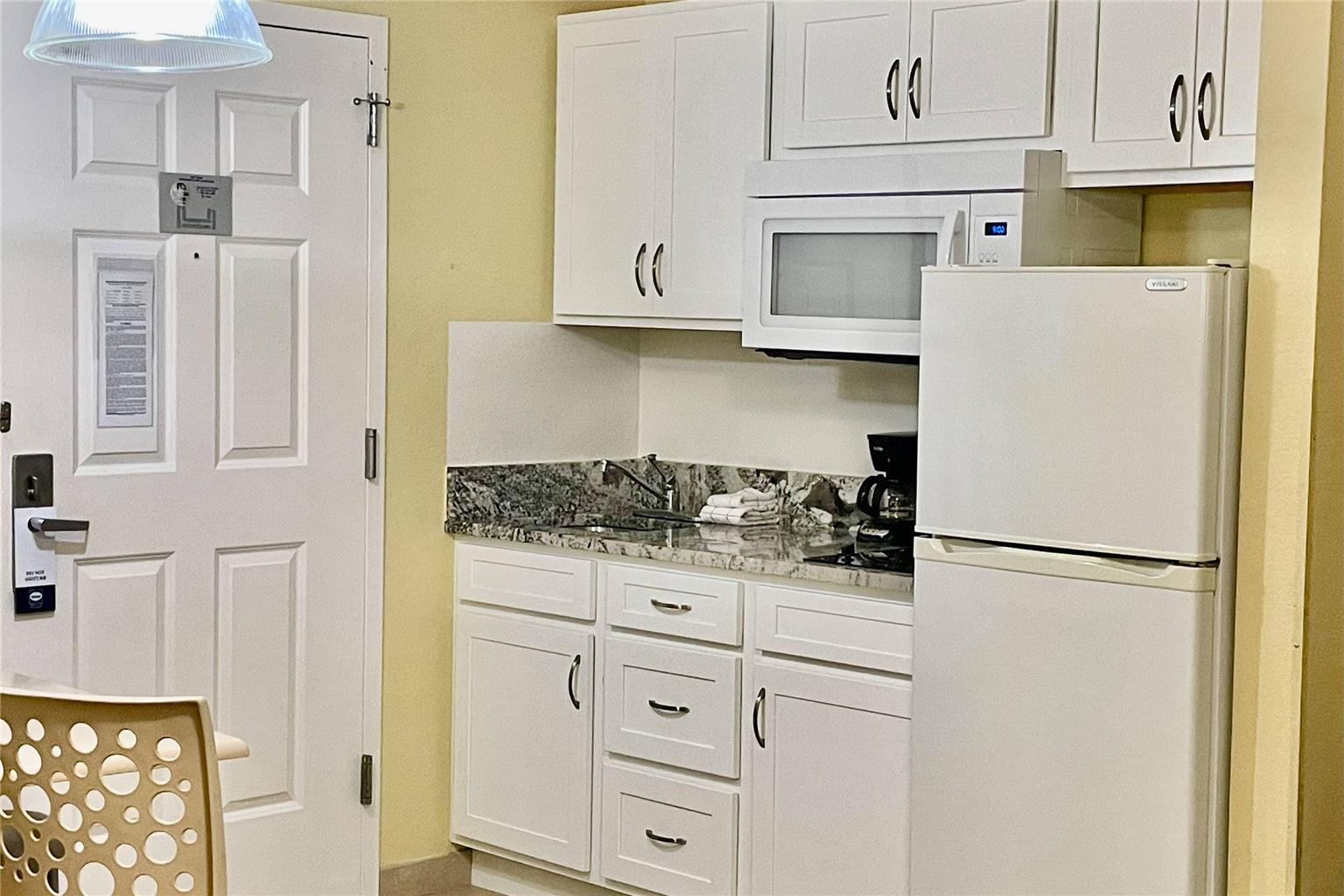 Suburban Studios Fort Myers Cape Coral in Fort Myers, United States