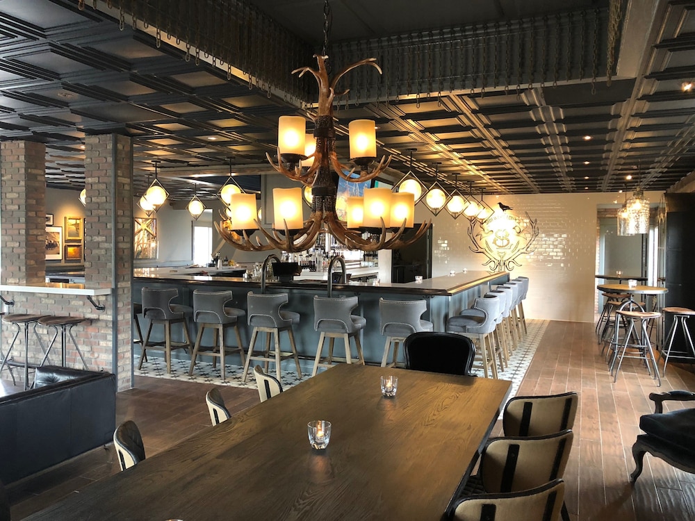 Sideways Inn - photo 80