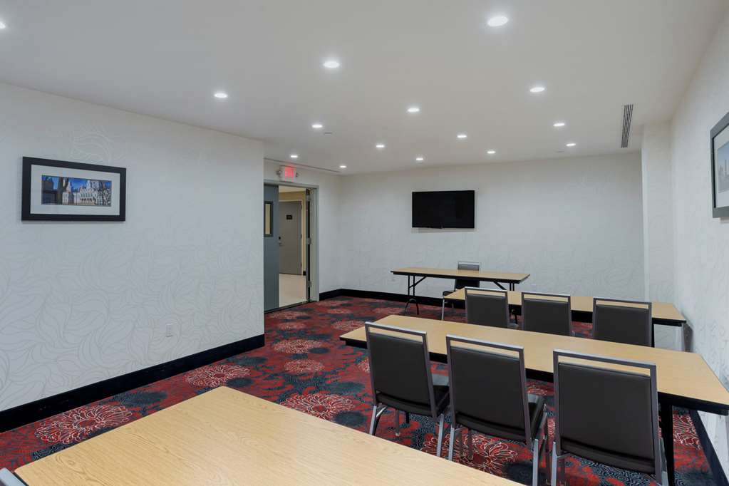 Comfort Inn & Suites near Stadium - photo 48