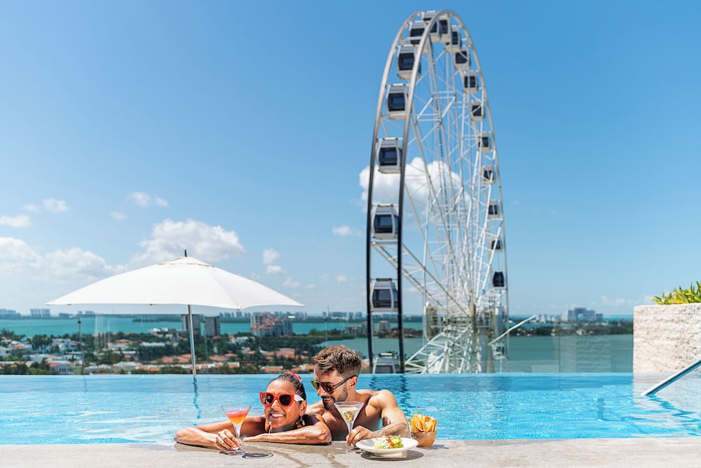 Rooftop pool