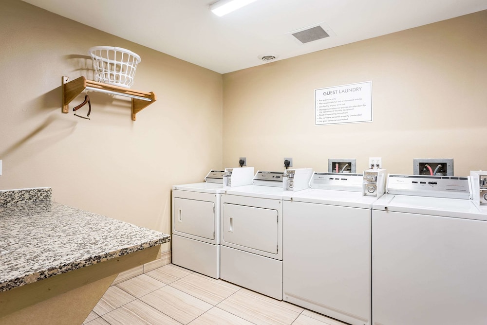 MainStay Suites Cedar Rapids North Marion - photo 50