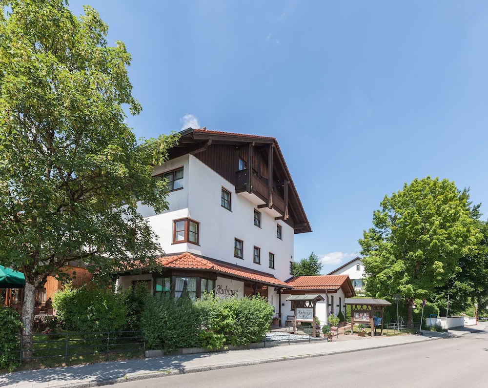 Hotel Hachinger Hof — hotel in Oberhaching