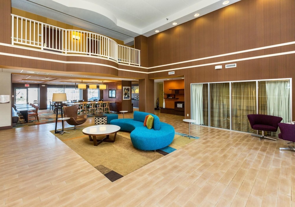 Fairfield Inn and Suites by Marriott Des Moines West - photo 4