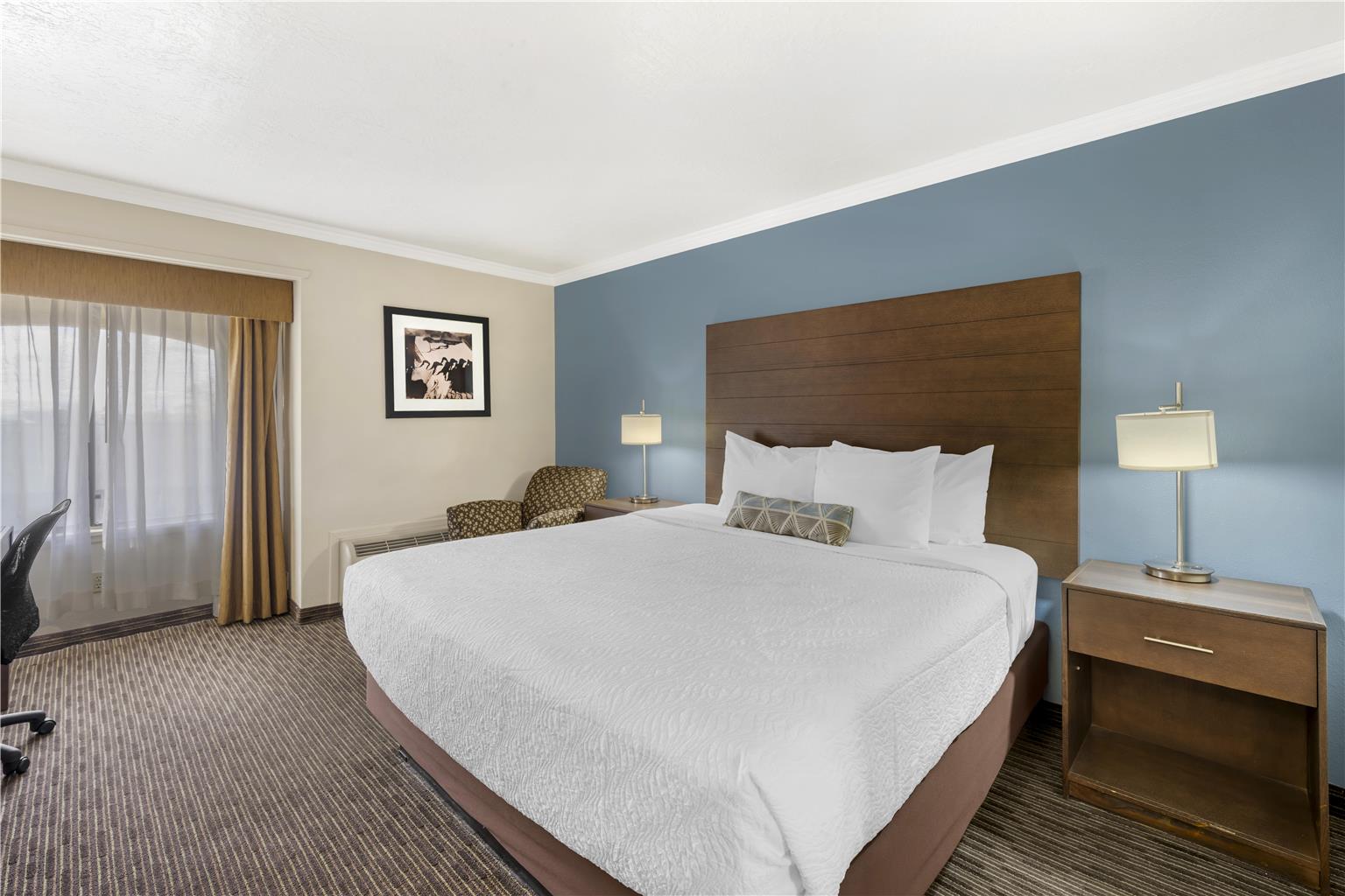Best Western Airport Albuquerque InnSuites Hotel & Suites - photo 49