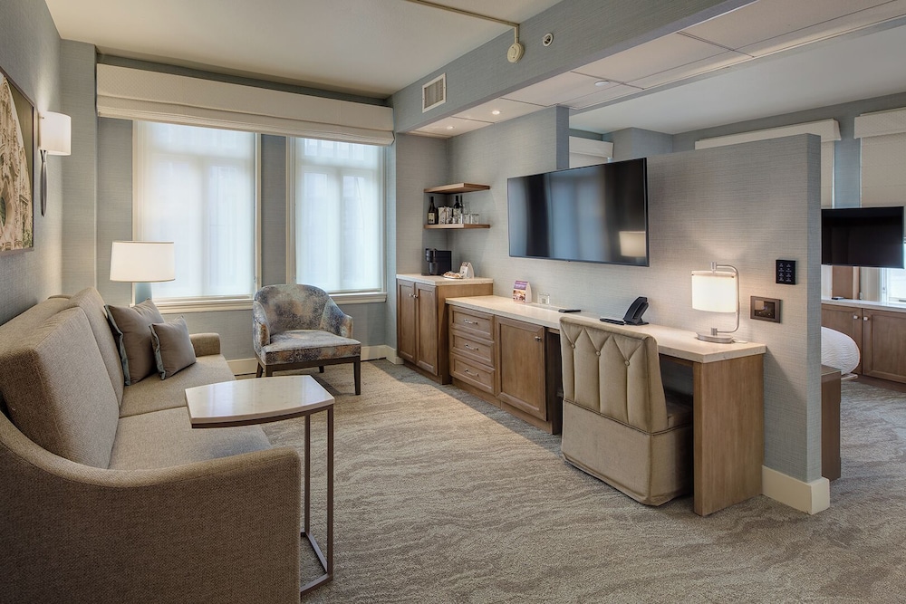 The Sofia Hotel - photo 37