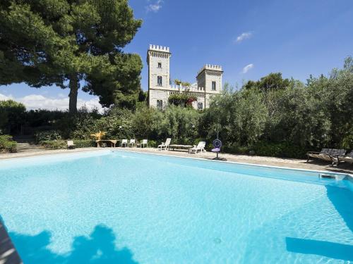 Villa Castello Claves — 4-Star Luxury Hotel in Acireale, Italy