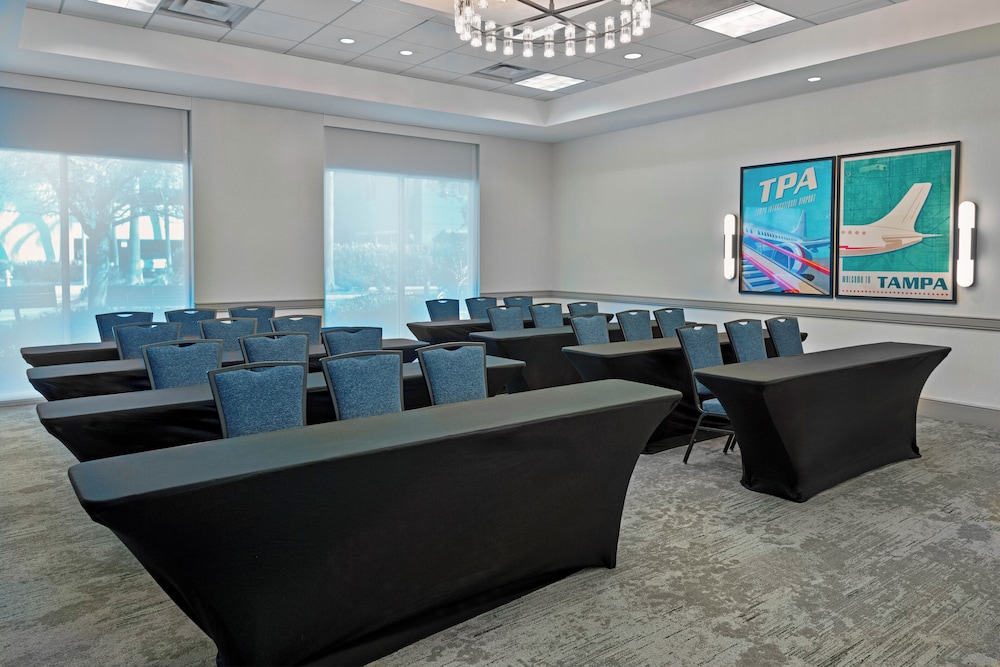 Hilton Garden Inn Tampa Airport Westshore - photo 39