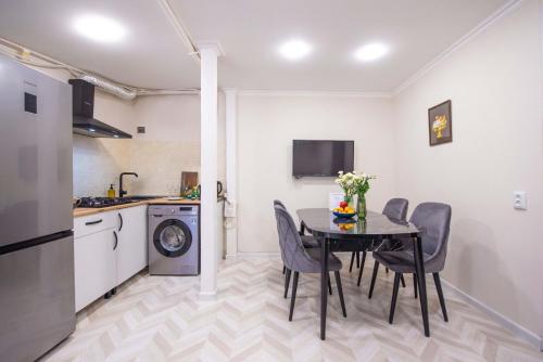 Old Town Booking Apartment