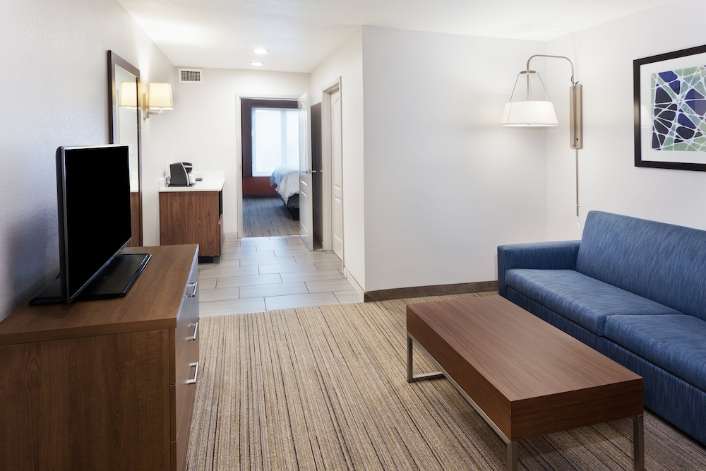 Holiday Inn Express & Suites Rome East by IHG - photo 9