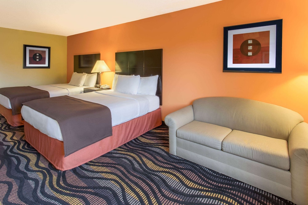 AmericInn by Wyndham Streator - photo 12
