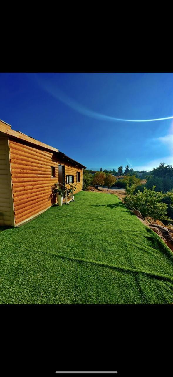 בקתה 21 - carbon neutral hotel in Unknown City