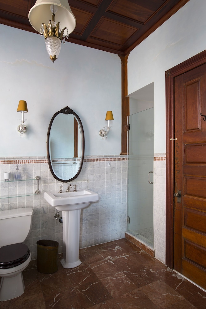 Suites in a Manhattan Mansion - photo 21